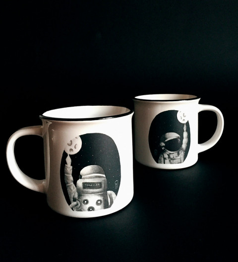 Illustrated mugs: The Traveller